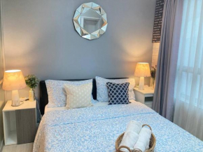 Stylish Stay near shopping mall